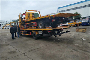 西工同城汽车补胎